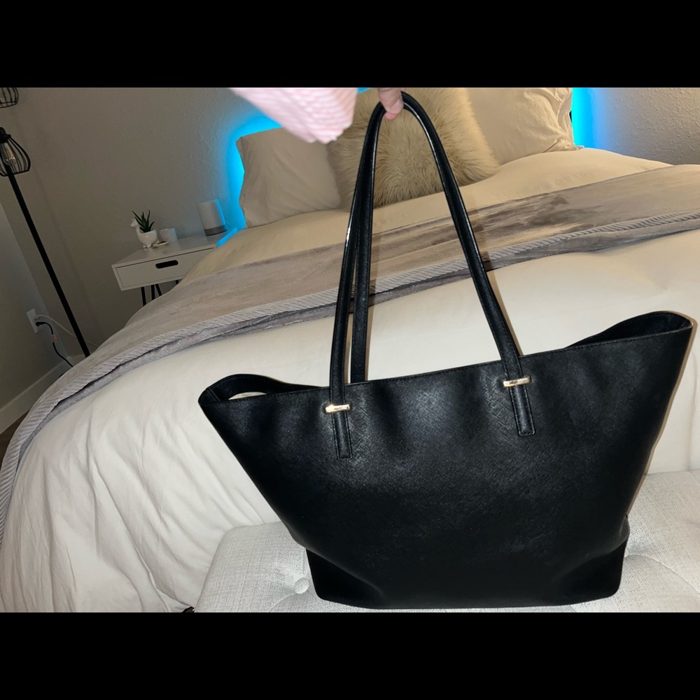 Kate Spade Purse - Picture 3 of 6